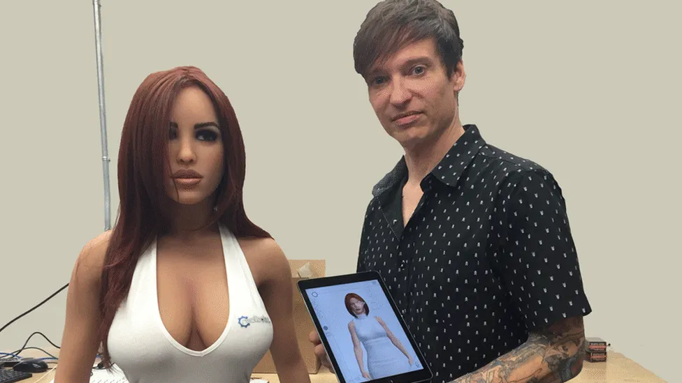 Harmony, el robot con apariencia humana de RealDoll