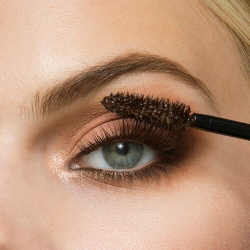 Mascara voor sekspop